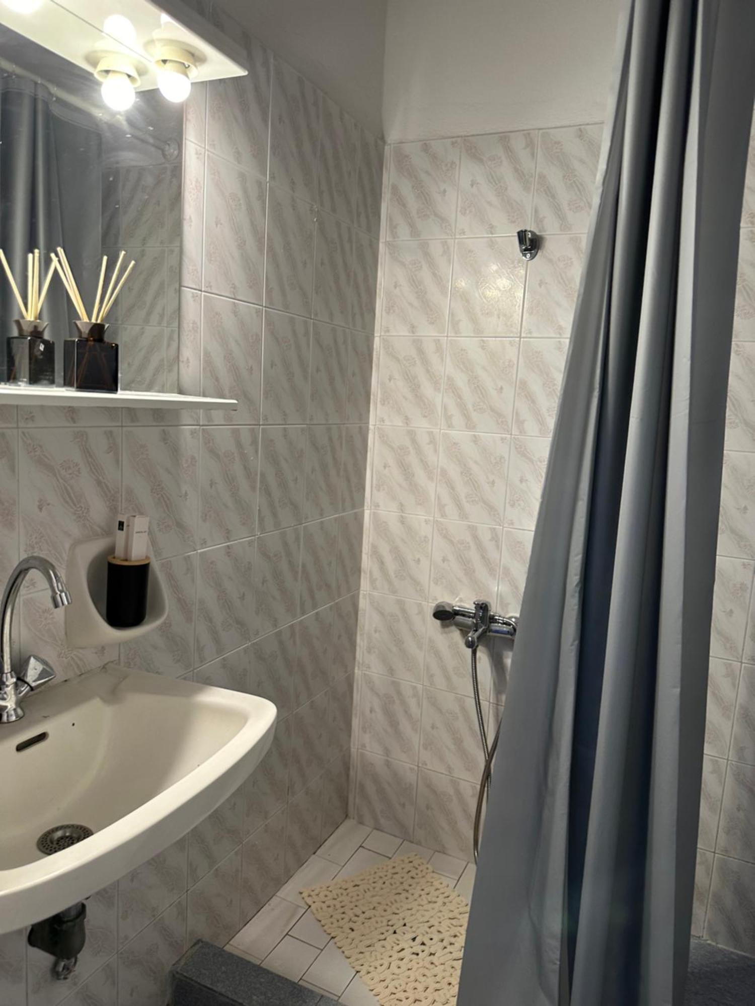 Nicole Rooms Santorini Vóthon 外观 照片